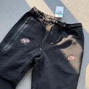 Conjunto Tech Fleece Nike x Syna World